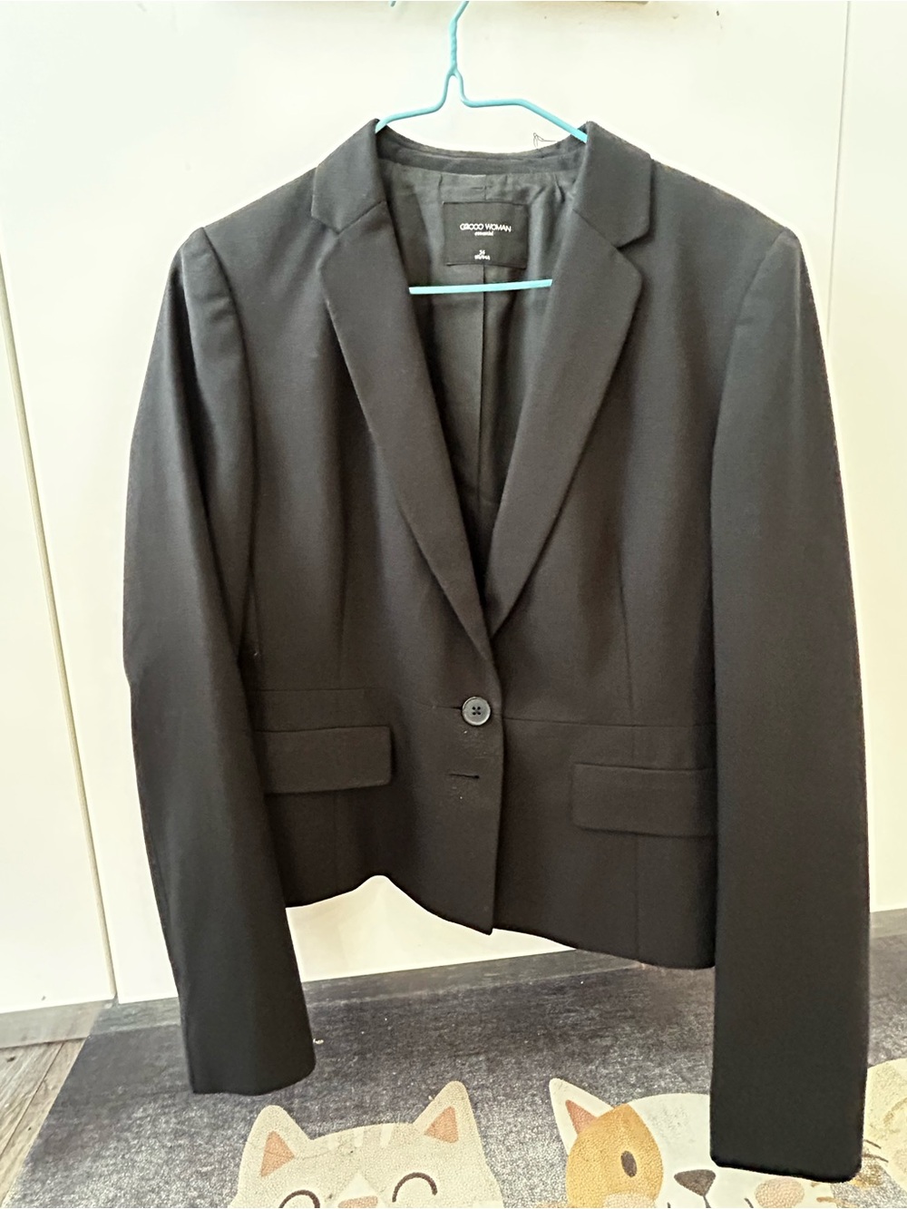 G2000 Woman Black Dual-Button Tailored Blazer